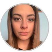 Docente laureata con Lode e abilitata all'insegnamento di storia, filosofia e scienze umane impartisce lezioni private online